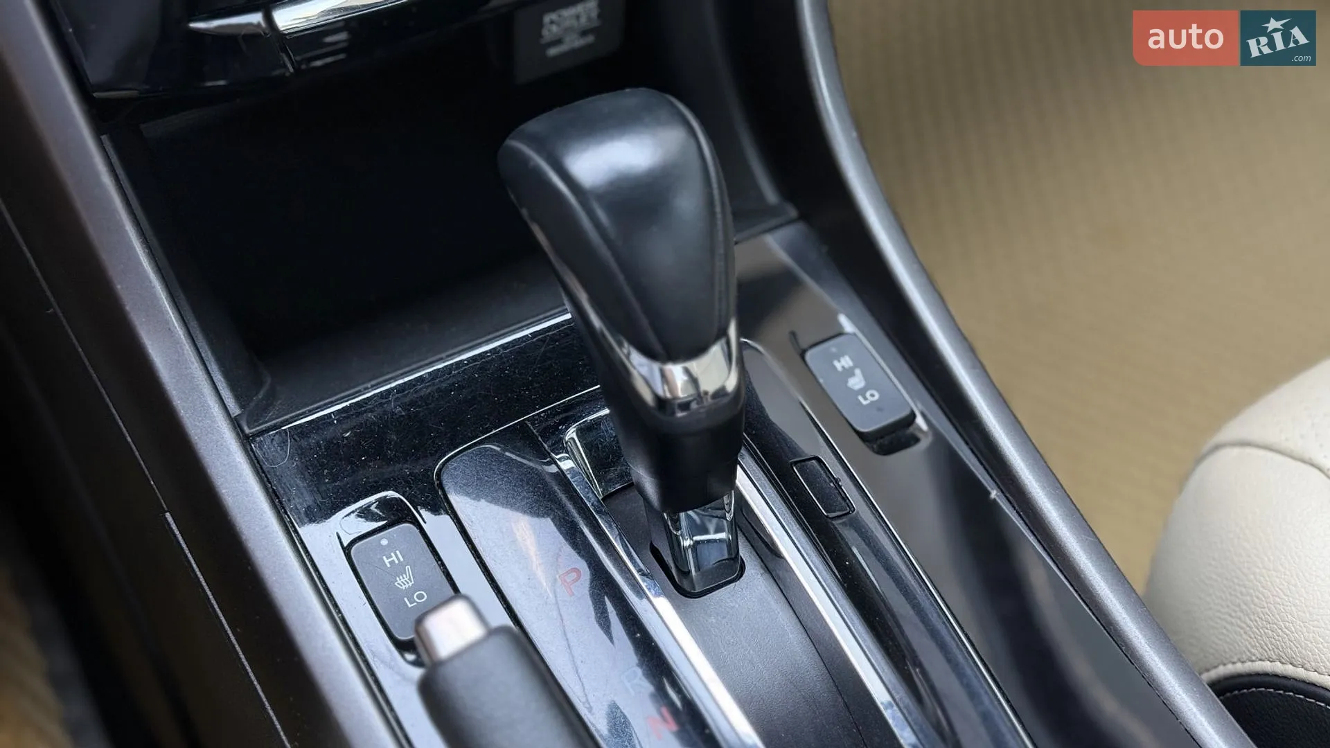 2015 Honda Accord - мініатюра 17