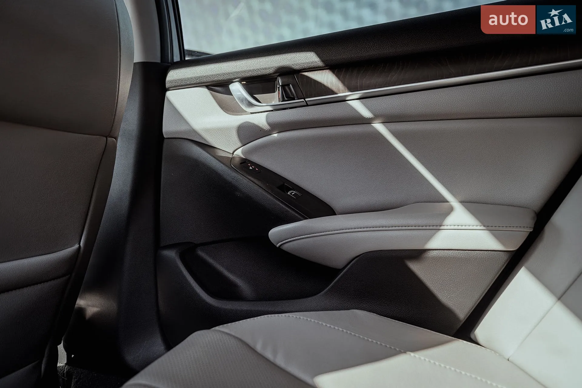 2019 Honda Accord - мініатюра 24