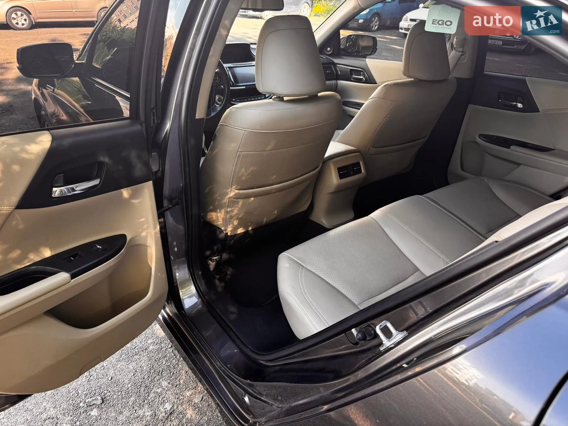 2016 Honda Accord - мініатюра 16