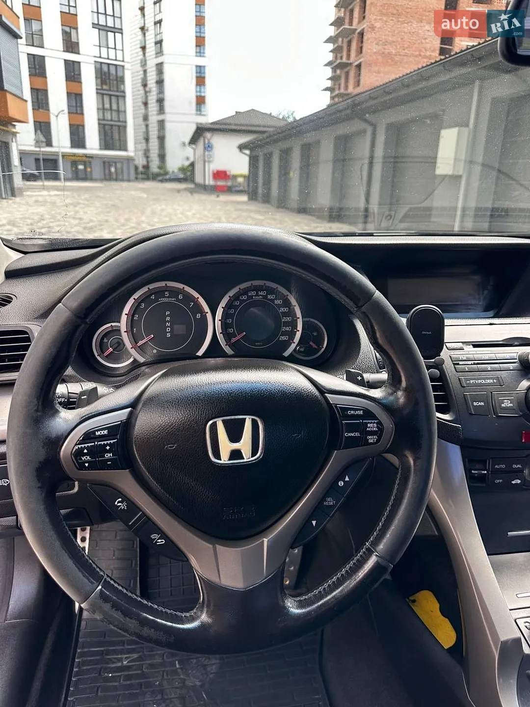 2010 Honda Accord - мініатюра 8