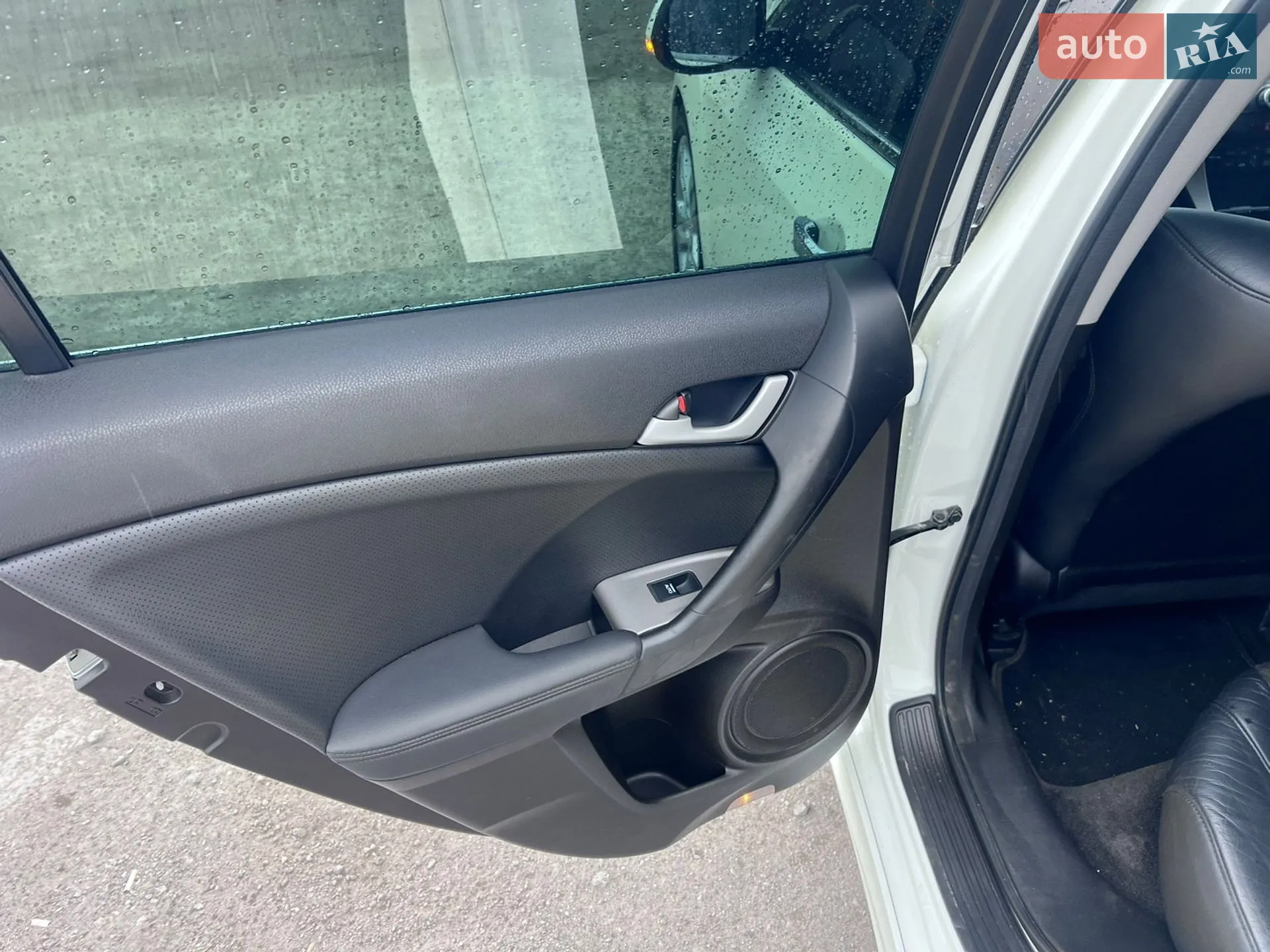 2010 Honda Accord - мініатюра 12