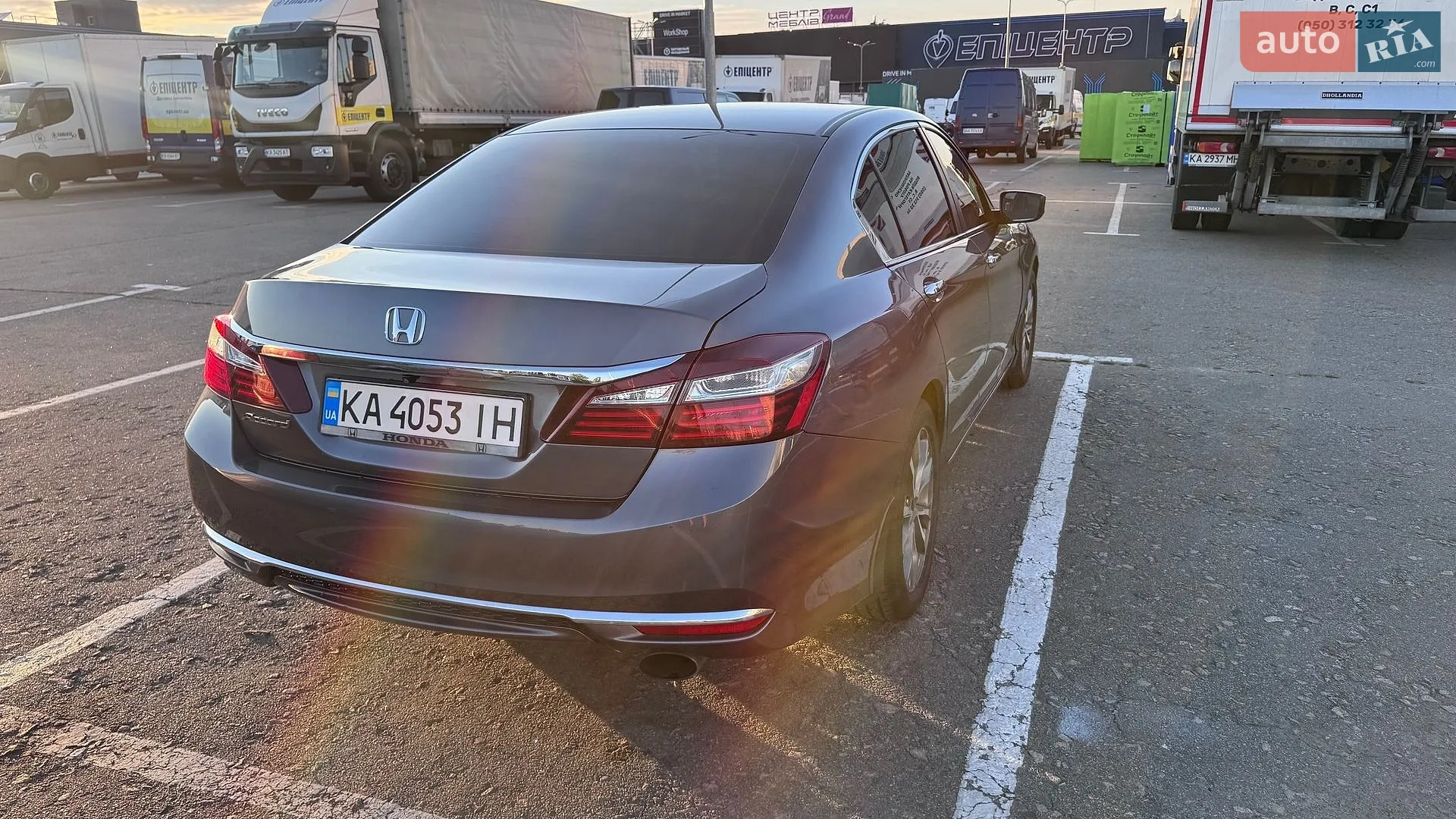 2017 Honda Accord - мініатюра 2