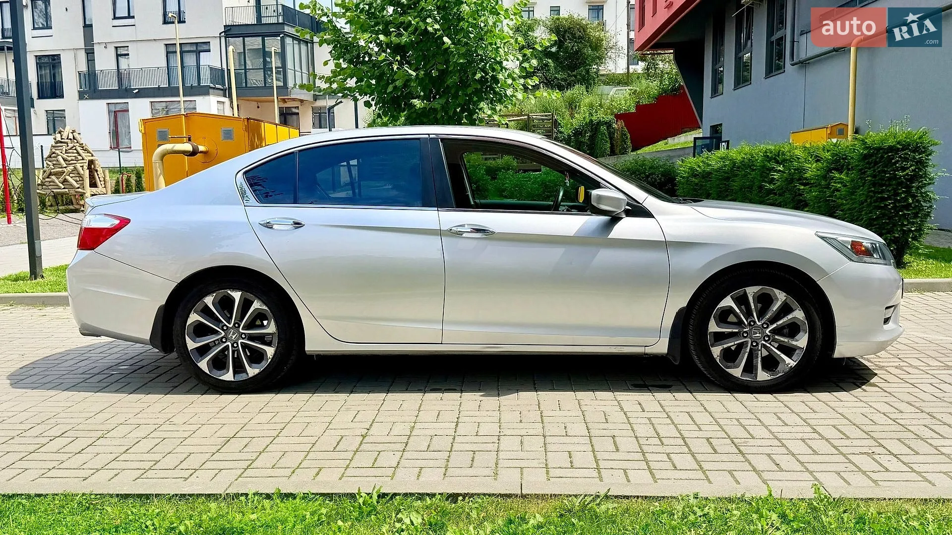 2013 Honda Accord - мініатюра 12