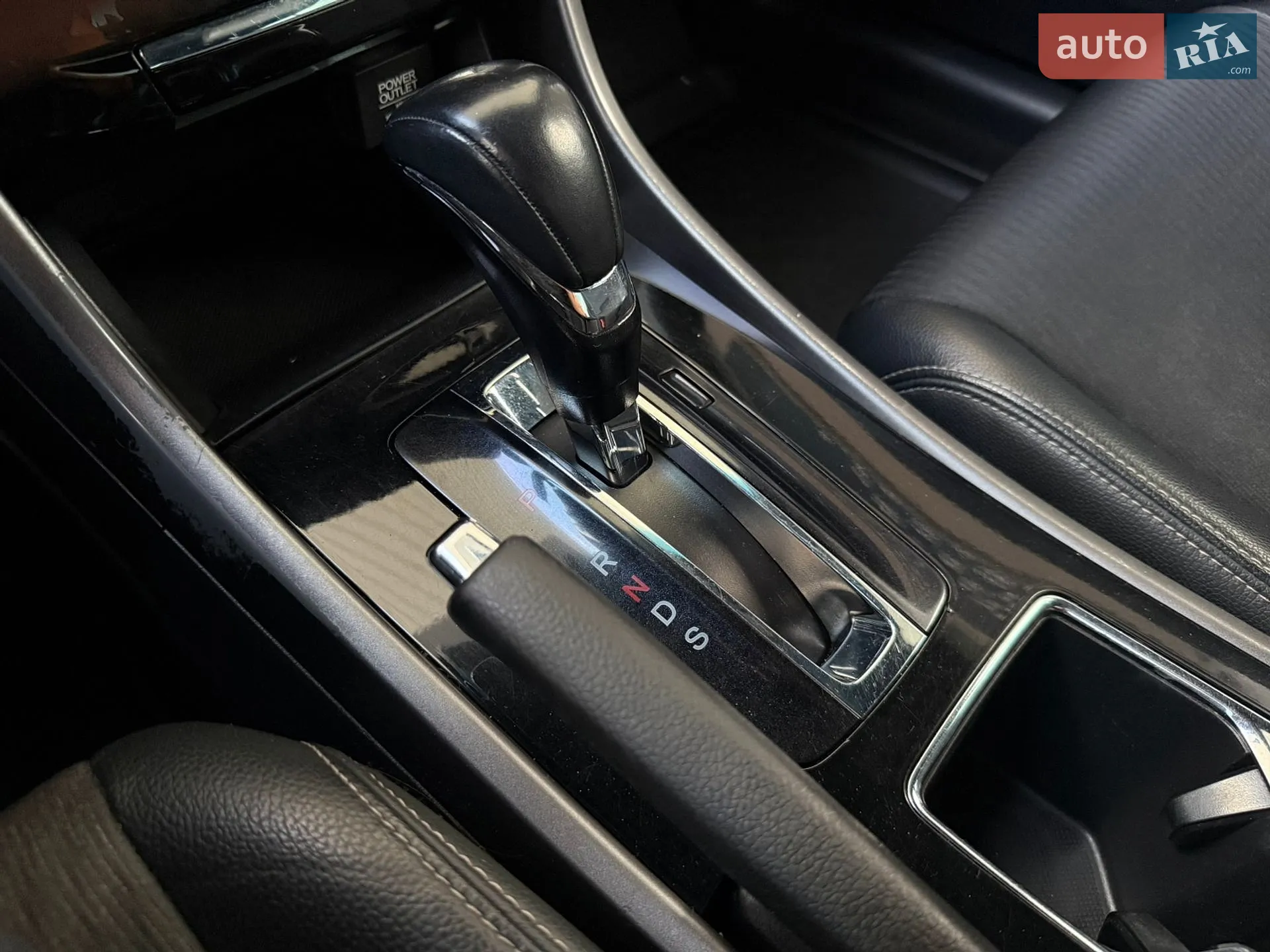 2017 Honda Accord - мініатюра 10