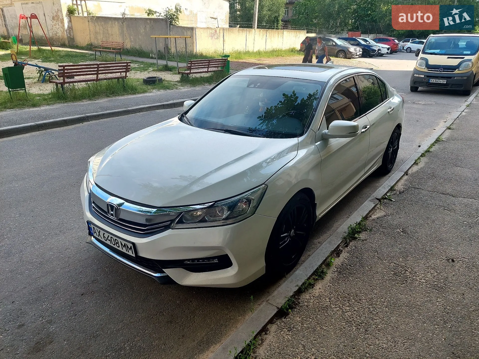 2016 Honda Accord - мініатюра 2