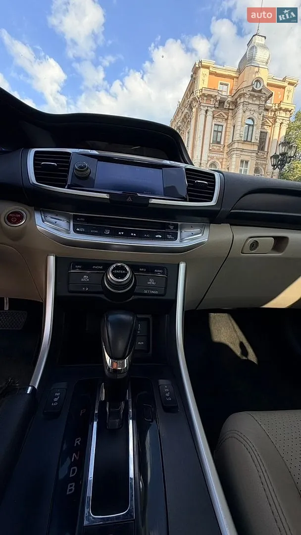 2014 Honda Accord - мініатюра 9
