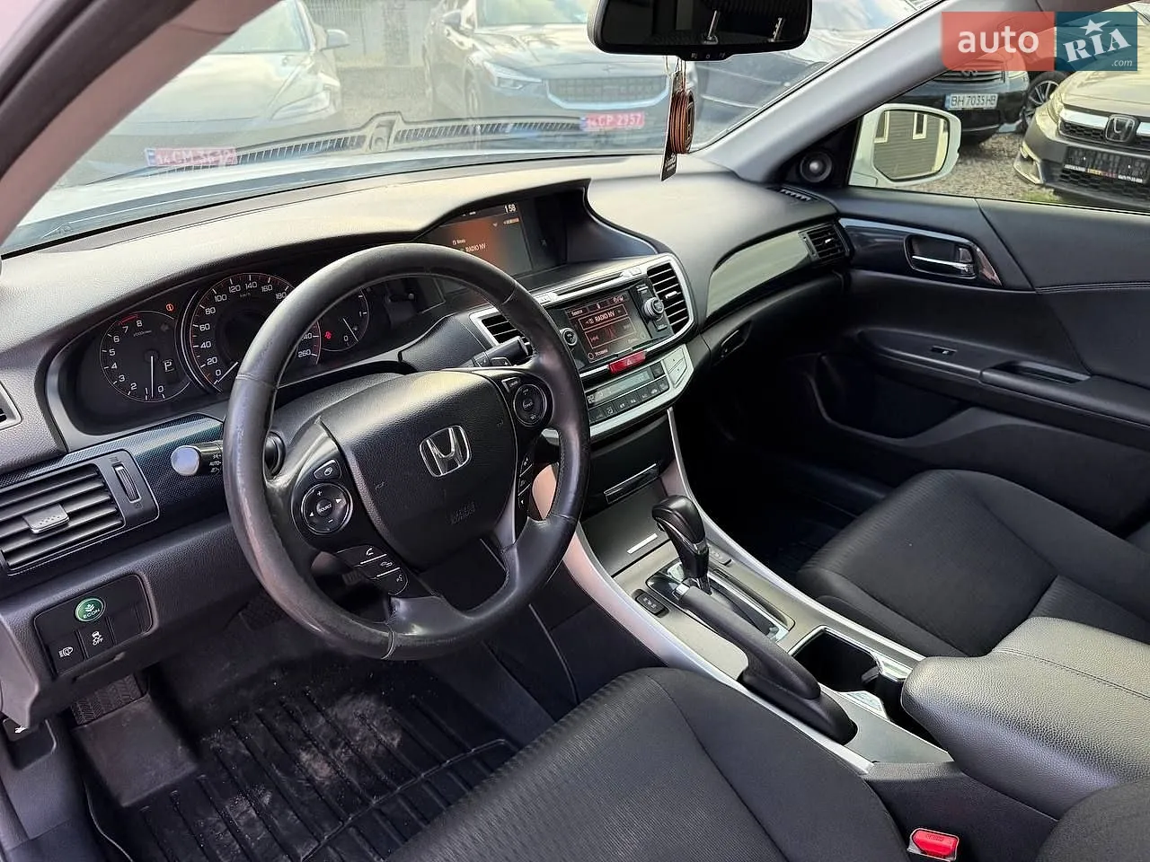 2013 Honda Accord - мініатюра 16