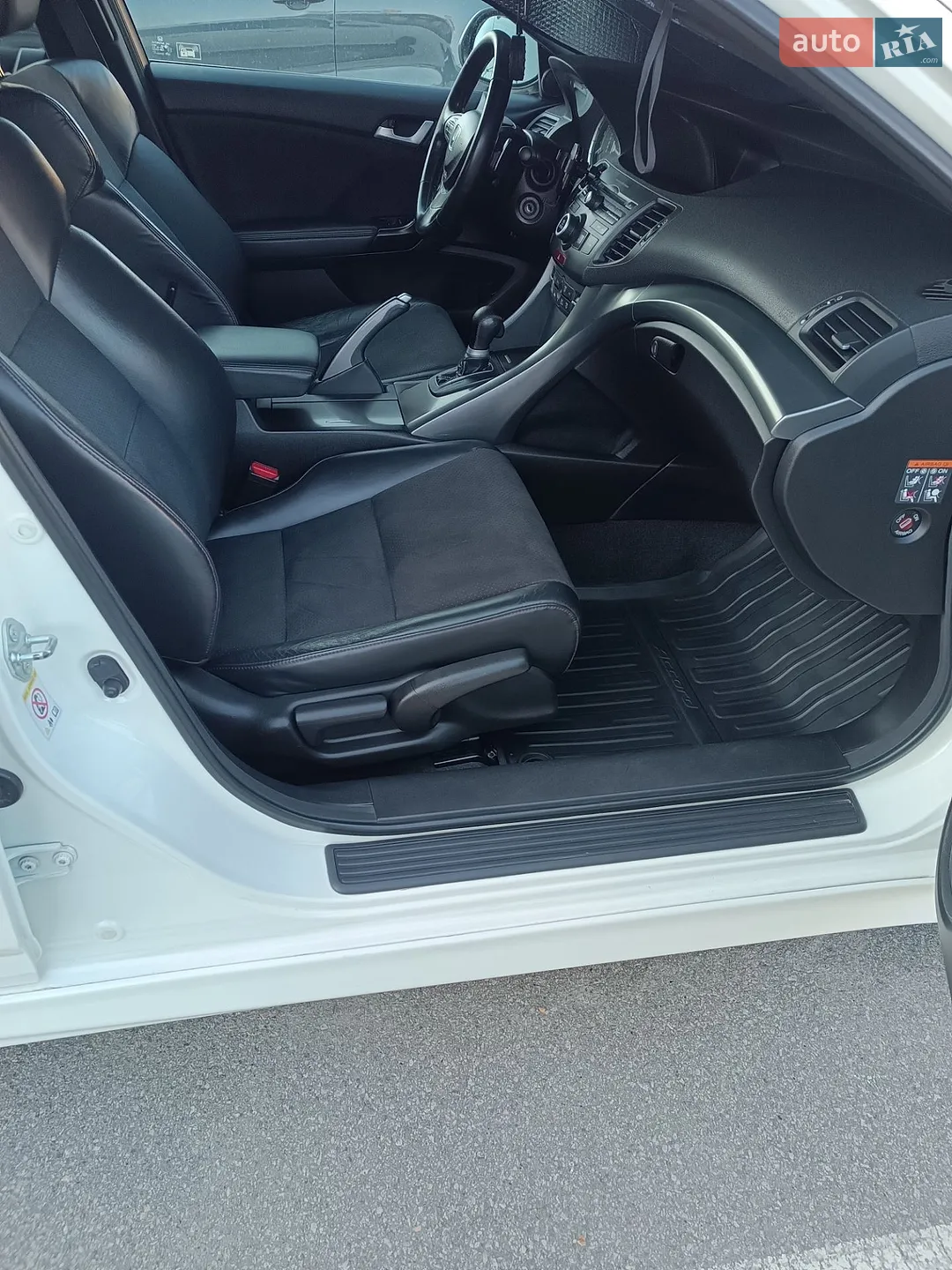 2011 Honda Accord - мініатюра 28