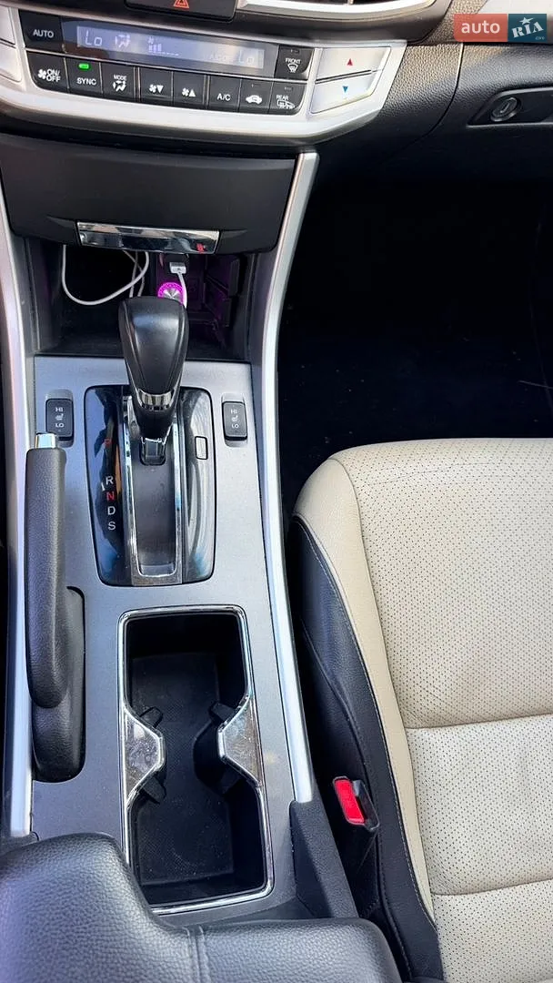 2012 Honda Accord - мініатюра 6