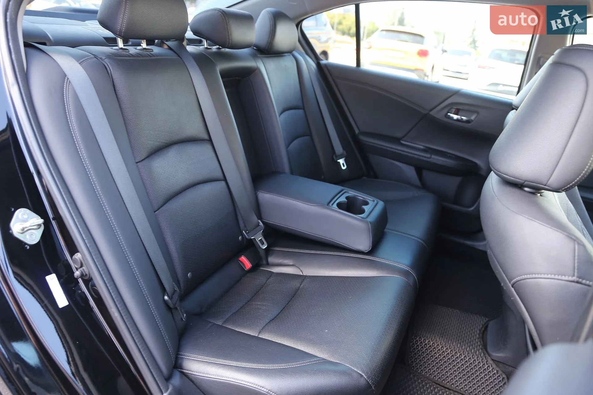 2013 Honda Accord - мініатюра 11