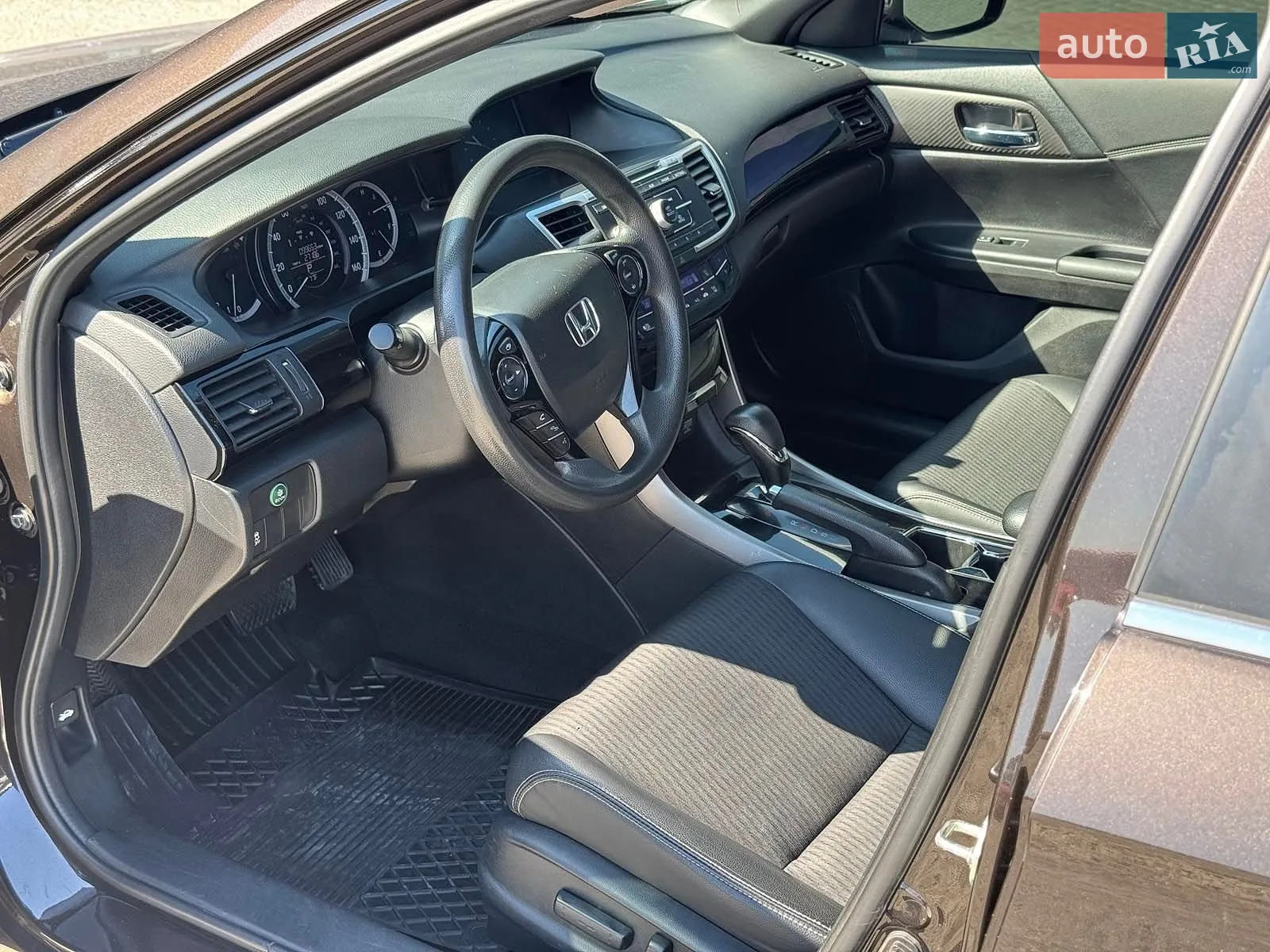 2015 Honda Accord - мініатюра 19