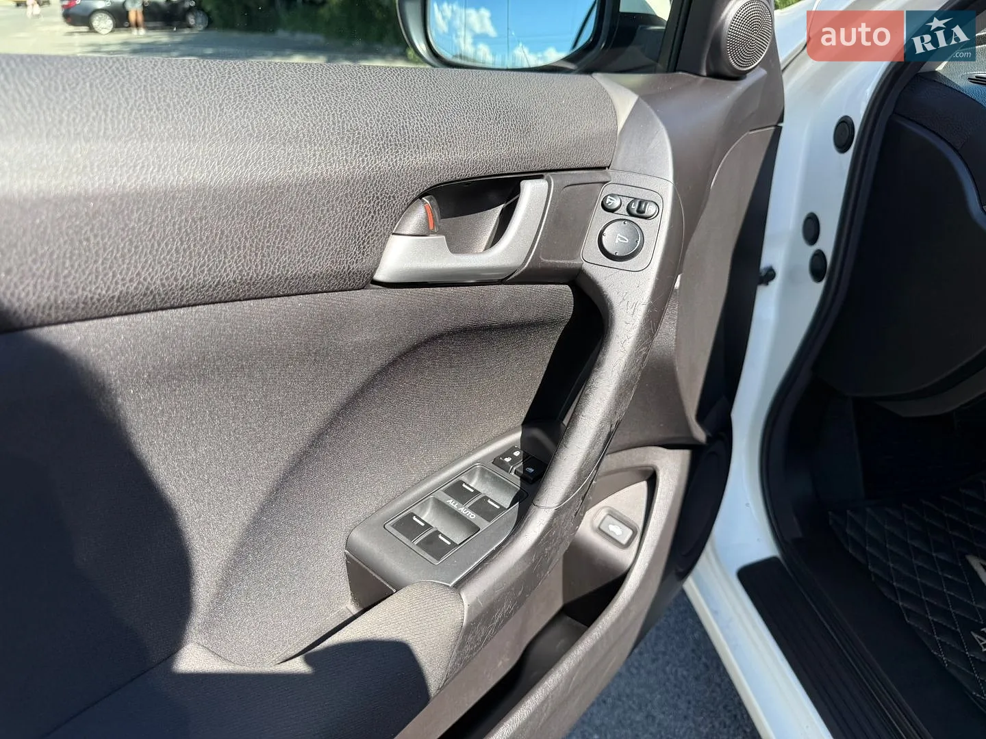 2011 Honda Accord - мініатюра 9