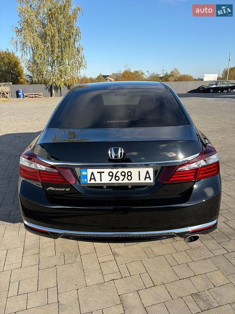 2016 Honda Accord - мініатюра 9