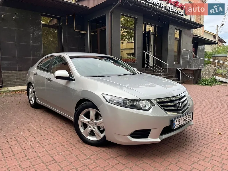 Honda Accord 2011