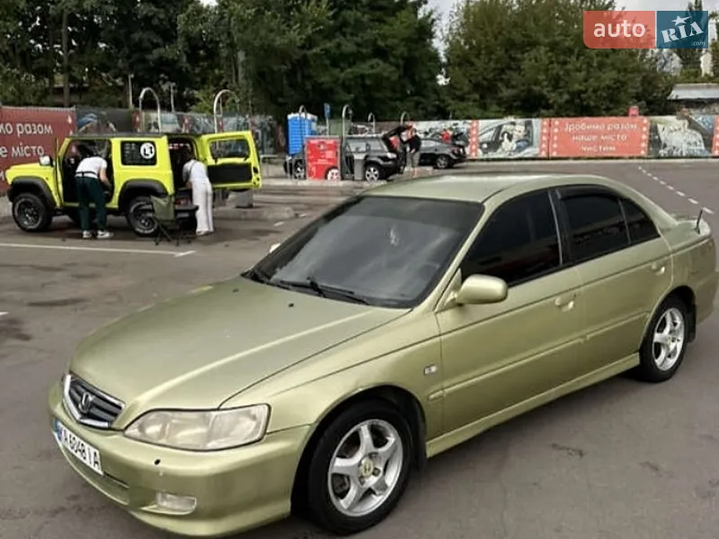 Honda Accord 2000
