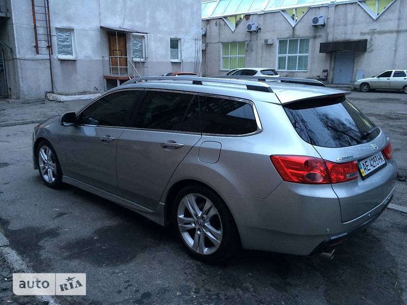 Универсал Honda Accord 2009 в 