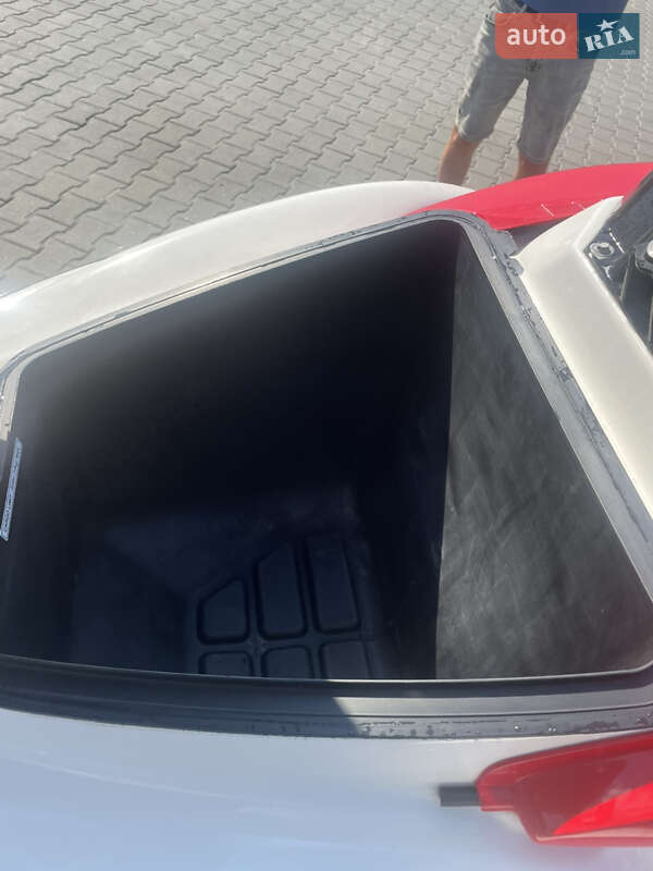 Гідроцикл туристичний Honda AquaTrax F-12X 2005 в Василькові
