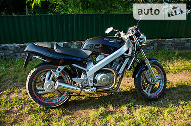 Мотоцикл Без обтікачів (Naked bike) Honda Bros 2000 в Черняхові
