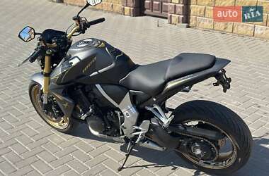 Мотоцикл Без обтекателей (Naked bike) Honda CB 1000R 2012 в 
