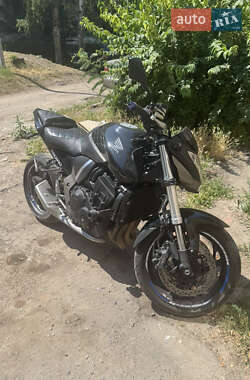 Спортбайк Honda CB 1000R 2012 в Ізюмі