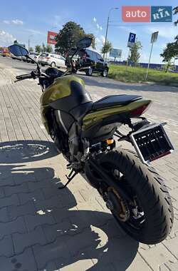Мотоцикл Без обтекателей (Naked bike) Honda CB 1000R 2010 в 