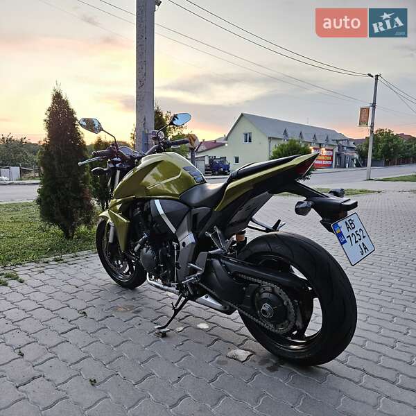 Мотоцикл Без обтекателей (Naked bike) Honda CB 1000R 2010 в Тернополе