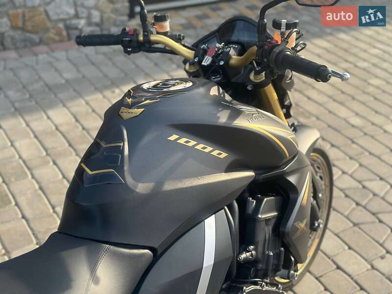 Мотоцикл Без обтекателей (Naked bike) Honda CB 1000R 2012 в Киеве
