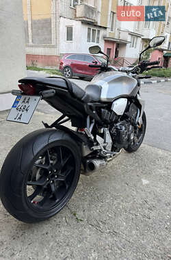 Мотоцикл Классик Honda CB 1000R 2018 в 