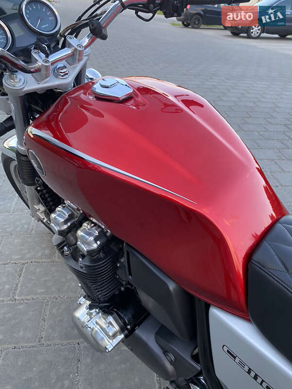 Мотоцикл Классік Honda CB 1100 2013 в Рівному