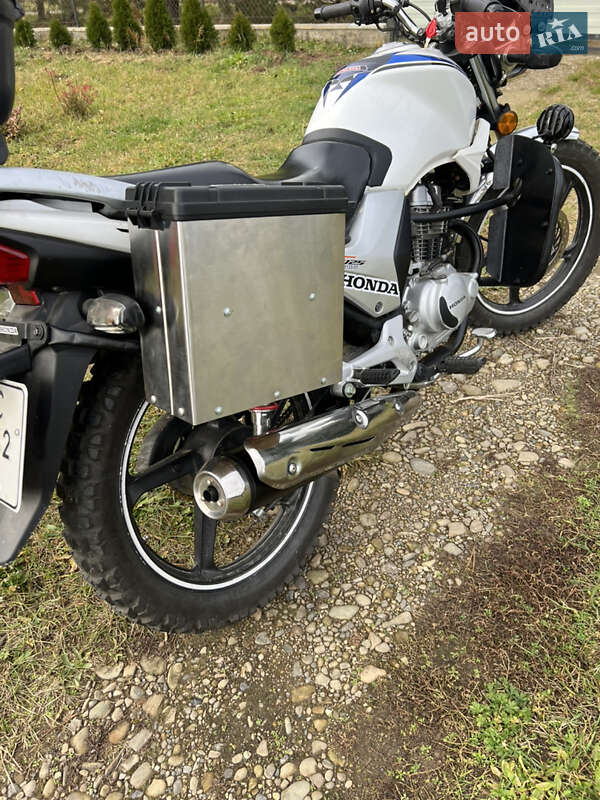 Мотоцикл Туризм Honda CB 125F 2015 в Мостиській