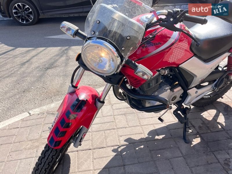 Мотоцикл Без обтікачів (Naked bike) Honda CB 125F 2015 в Києві