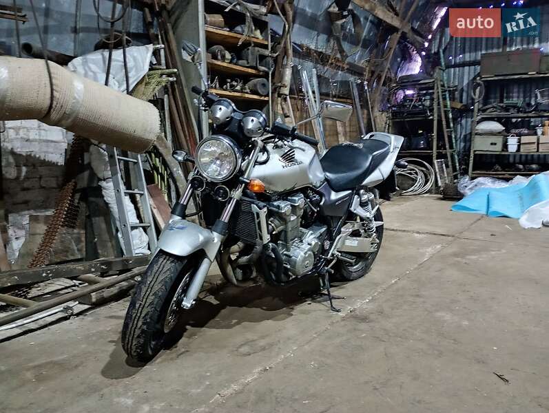 Спортбайк Honda CB 1300 2003 в Нежине