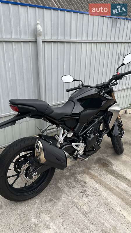 Мотоцикл Без обтікачів (Naked bike) Honda CB 300R 2021 в Ватутіному