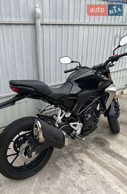 Мотоцикл Без обтекателей (Naked bike) Honda CB 300R 2021 в 