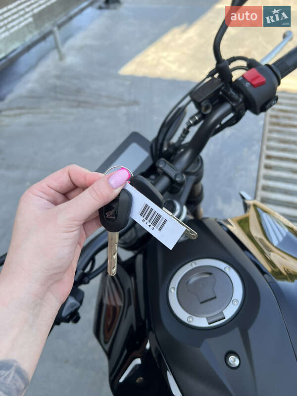 Мотоцикл Без обтікачів (Naked bike) Honda CB 300R 2021 в Ватутіному