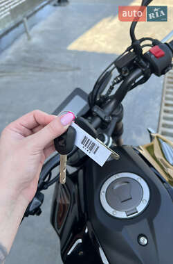 Мотоцикл Без обтекателей (Naked bike) Honda CB 300R 2021 в 