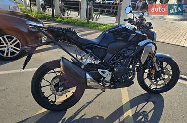 Мотоцикл Без обтекателей (Naked bike) Honda CB 300R 2021 в 