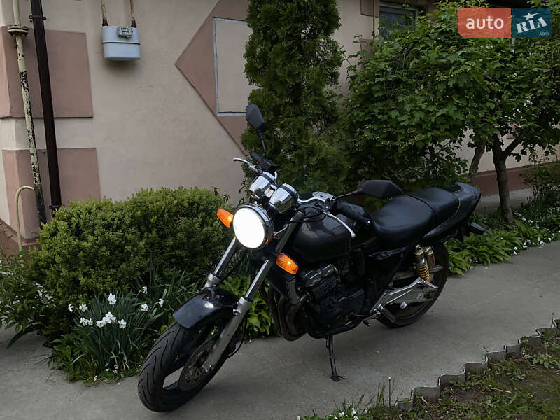 Мотоцикли Honda CB 400SF 1998 в Бишеві