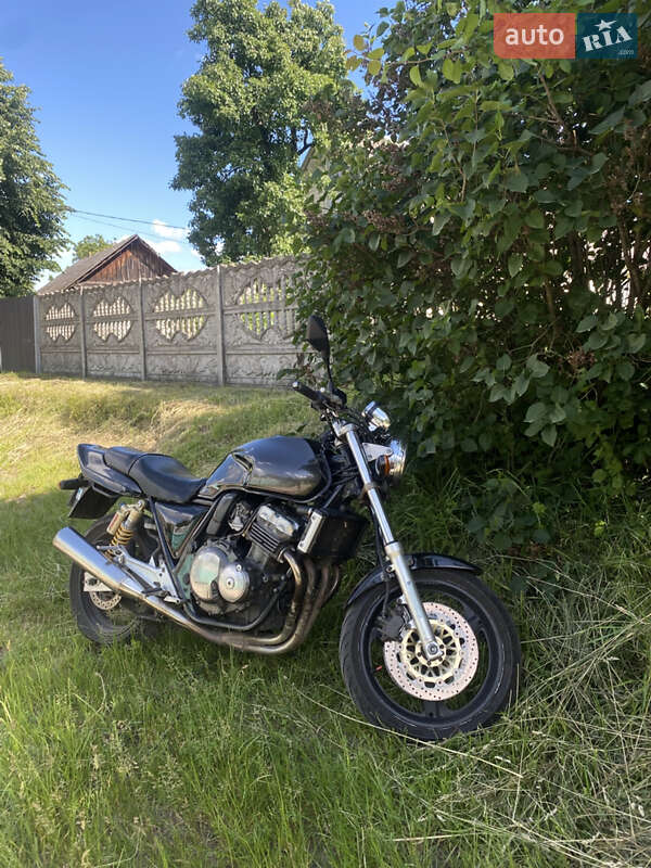 Мотоцикли Honda CB 400SF 1998 в Бишеві