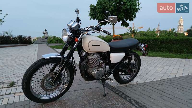 Кафе рейсер Honda CB 400SF 2004 в 