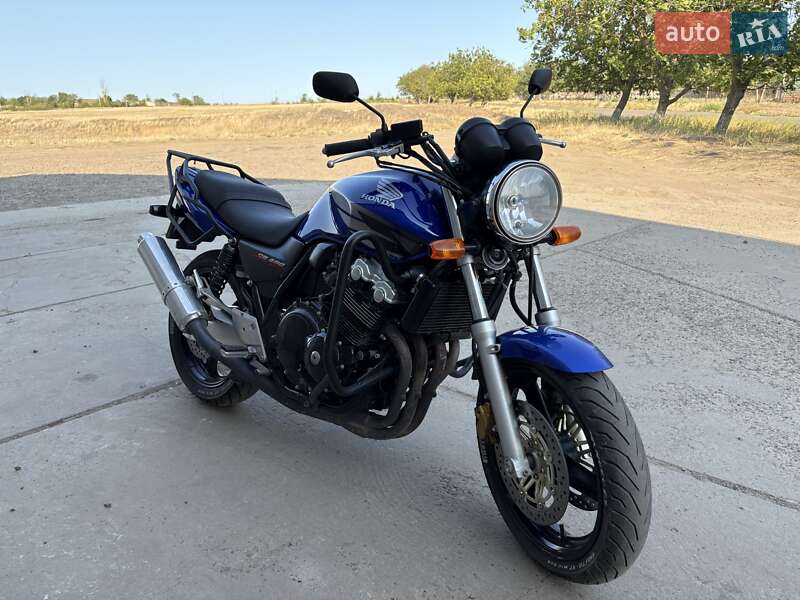 Мотоцикл Без обтікачів (Naked bike) Honda CB 400SF 2002 в Білгороді-Дністровському фото 4 Мотоцикл Без обтікачів (Naked bike) Honda CB 400SF 2002 в Білгороді-Дністровському