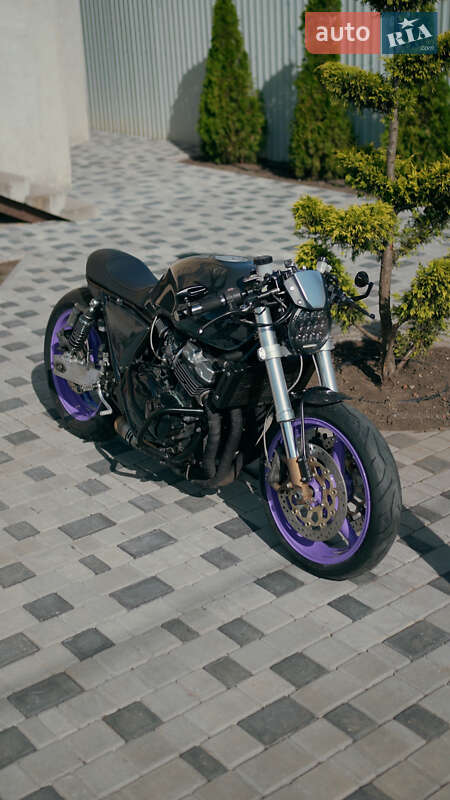 Кафе рейсер Honda CB 400SF 2000 в Одесі