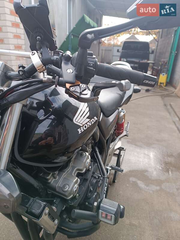 Мотоцикл Классік Honda CB 400SF 2003 в Слов'янську фото 33 Мотоцикл Классік Honda CB 400SF 2003 в Слов'янську