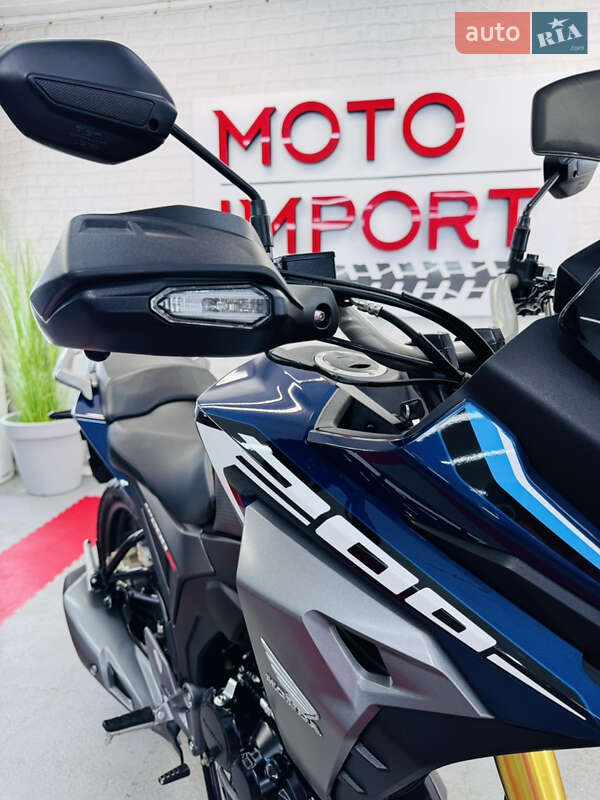 Спортбайк Honda CB 400X 2024 в Одессе