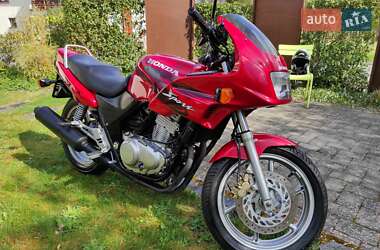 Мотоцикл Без обтекателей (Naked bike) Honda CB 500 1998 в 