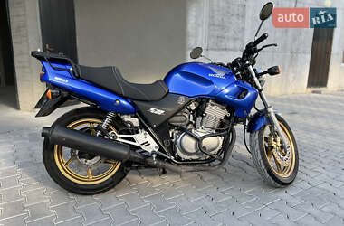 Мотоцикл Без обтекателей (Naked bike) Honda CB 500 2000 в 