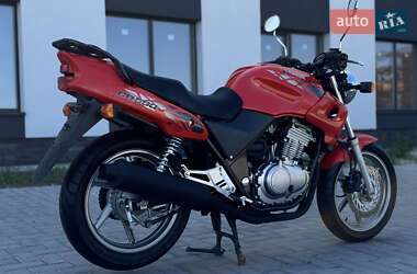 Мотоцикл Без обтекателей (Naked bike) Honda CB 500 1995 в 