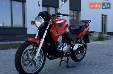 Мотоцикл Без обтекателей (Naked bike) Honda CB 500 1995 в 