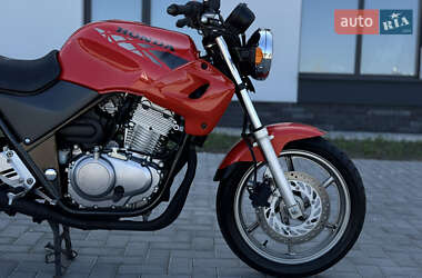 Мотоцикл Без обтекателей (Naked bike) Honda CB 500 1995 в 