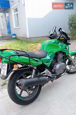 Мотоцикл Без обтекателей (Naked bike) Honda CB 500 1997 в 